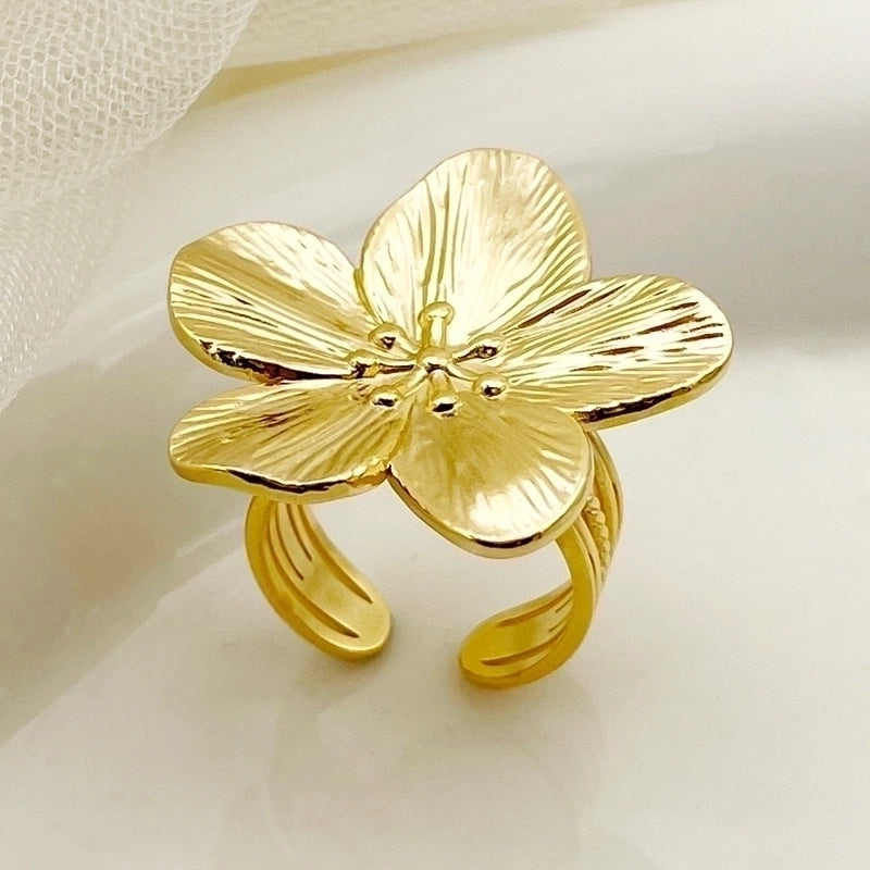 VINTAGE FLOWER RING