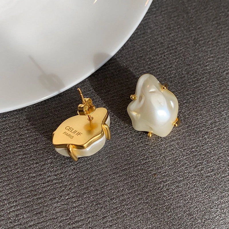 GOLDEN PEARL MINI EARRING